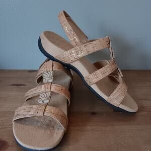 Vionic Amber Sandals Adjustable Orthaheel Gold Cork Womens Size 6.5 M